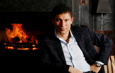 Красимир Балъков поздрави колеги, приятели и фенове за историческия мач на "Парк Де Пренс"