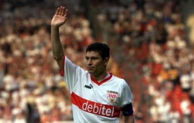 Краси Балъков избран за най-добрия играч на „Щутгарт” за всички времена