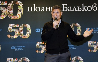 Красимир Балъков ще помага на родния "Етър"