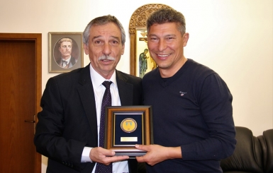 КРАСИМИР БАЛЪКОВ ПОСЕТИ ВЕЛИКОТЪРНОВСКИЯ УНИВЕРСИТЕТ "Св. Св. КИРИЛ И МЕТОДИЙ"